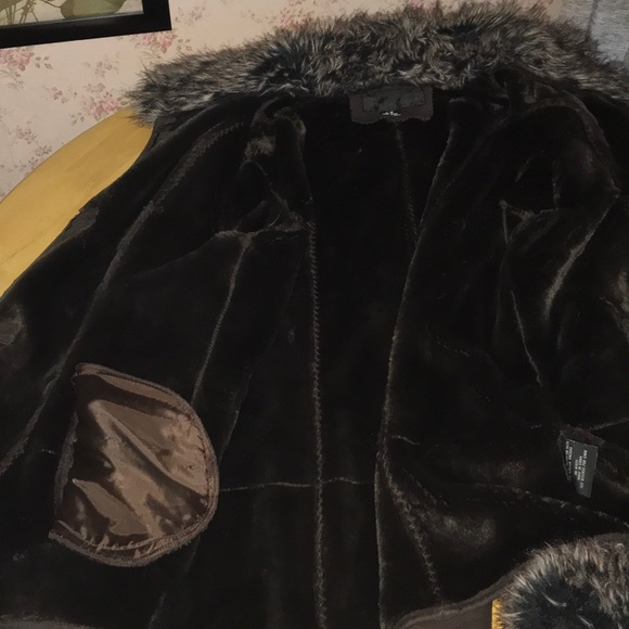 Jacket - Picture 2 of 3